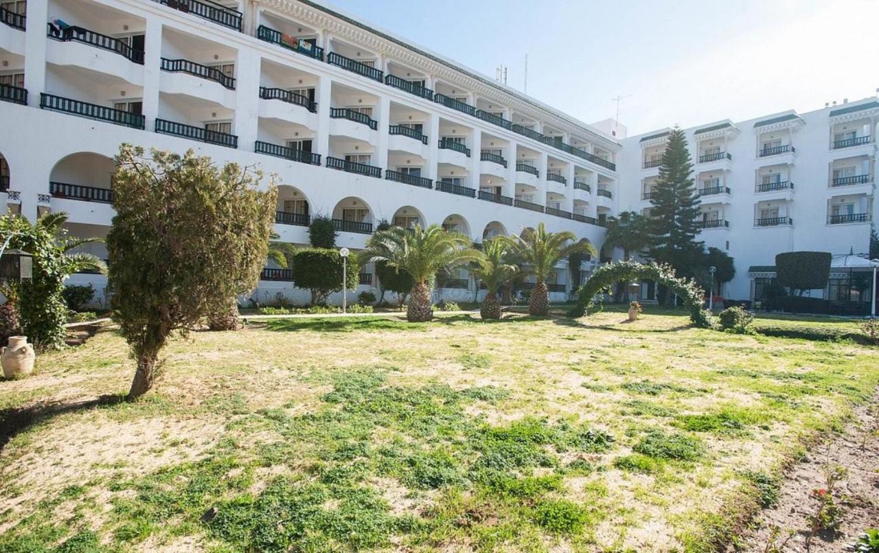 Riviera Hotel - Family Only Порт-Эль-Кантауи Экстерьер фото